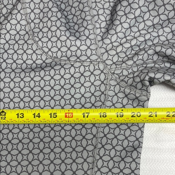 Lands' End Quarter-Zip Pullover Sweatshirt Reflective Performance Gray Size 12 - Picture 14 of 16